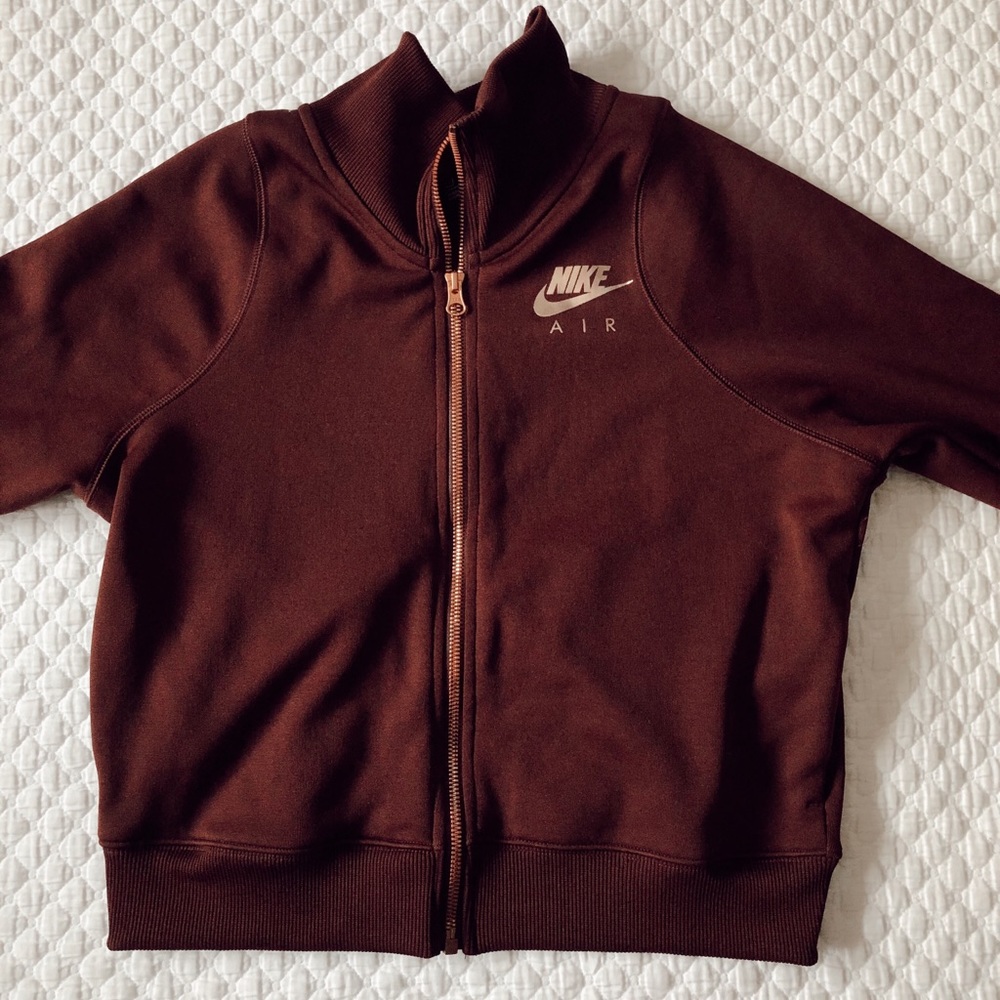 Nike track suit